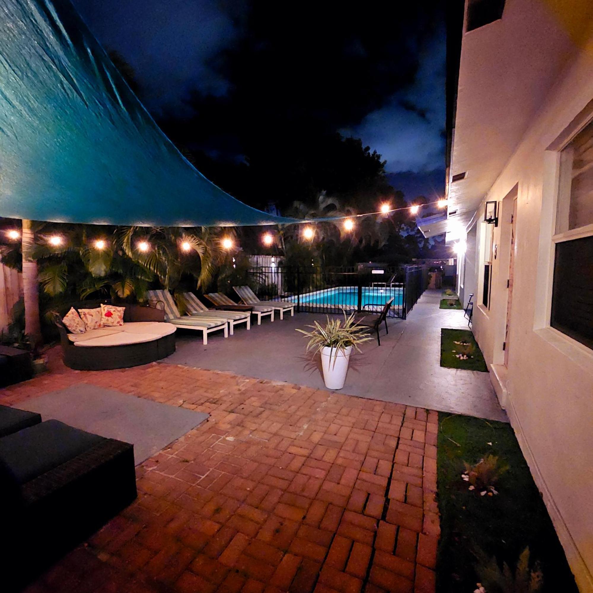 Equipped House W Pool & Patios, Near The Beaches, Prime Location- Ideal For Small Families, Coastal Haven Форт-Лодердейл Екстер'єр фото