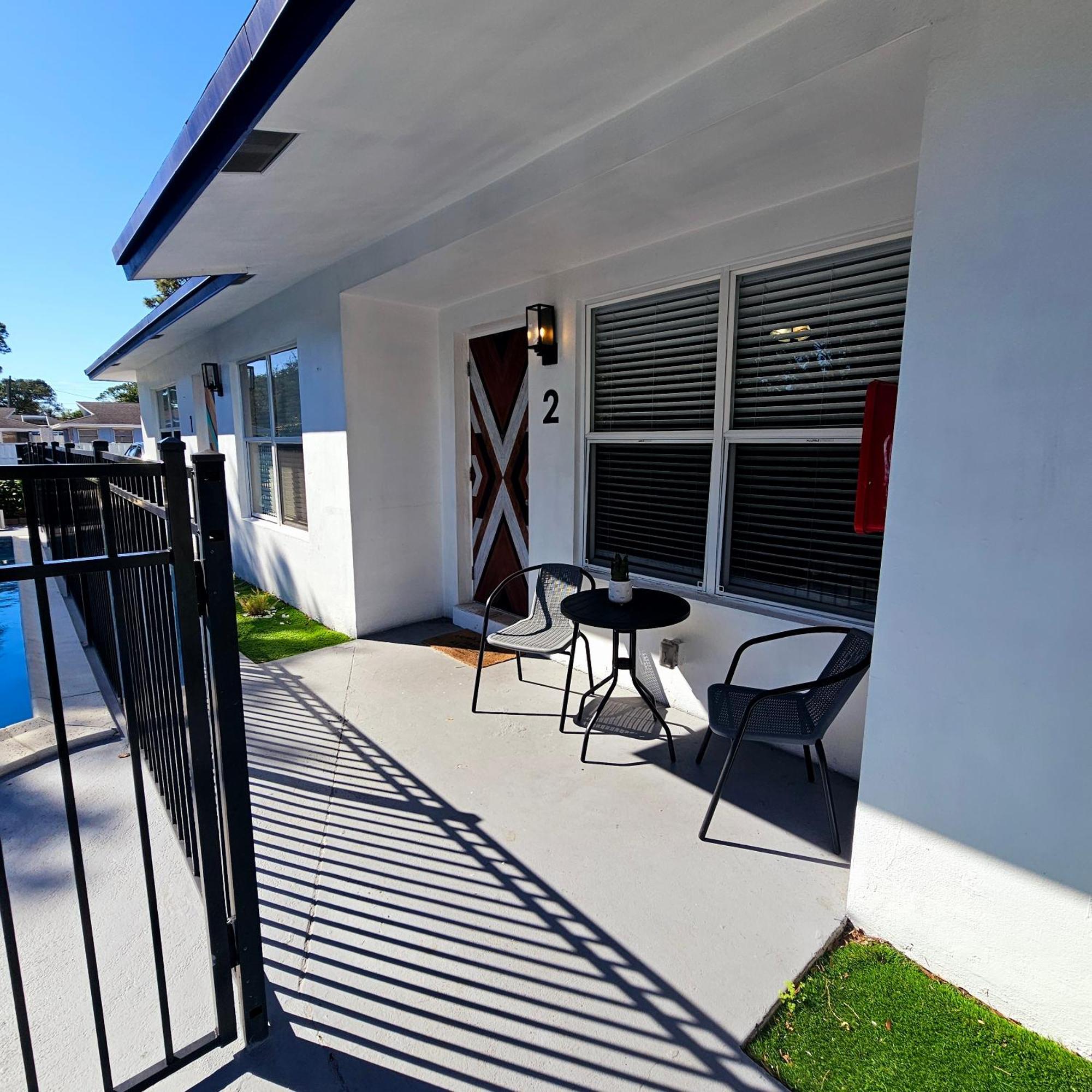 Equipped House W Pool & Patios, Near The Beaches, Prime Location- Ideal For Small Families, Coastal Haven Форт-Лодердейл Екстер'єр фото